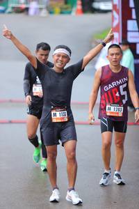 BIB: 1133, 1283
                            <button type="button" onclick="openModal(5720751)" class="btn btn-primary btn-sm float-right btn-popup" data-toggle="modal" data-target=".modal-high-quality">
                        <i class="fas fa-shopping-cart"></i> Add to Cart
                    </button>
                                            <button type="button" onclick="isThisMe(5720751, true)" class="btn btn-success btn-sm float-right btn-popup btn-isme hidden" data-toggle="tooltip" data-placement="bottom" title="นี่คือรูปของคุณใช่ไหม คลิกที่นี่เพื่อเอาเข้าอัลบั้ม">
                        <i class="fas fa-plus"></i> Add to album
                    </button>
                    <button type="button" onclick="isThisMe(5720751, false)" class="btn btn-warning btn-sm float-right btn-popup btn-isnotme hidden">
                        <i class="fas fa-ban"></i> Remove from album
                    </button>